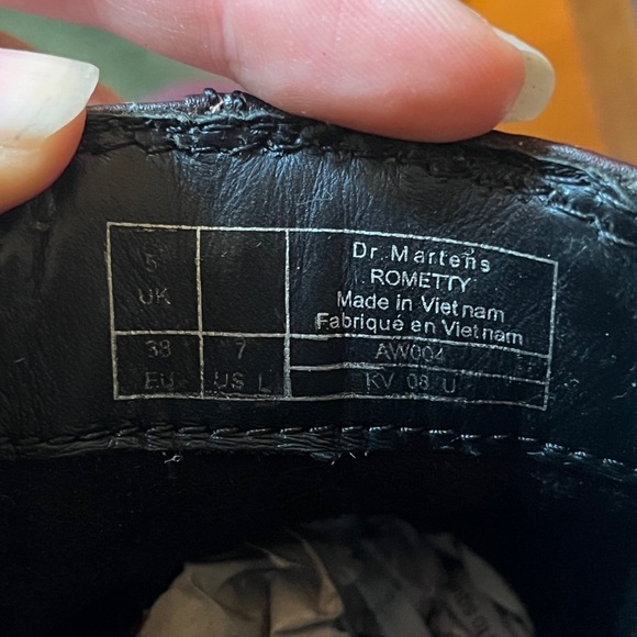 Dr. Martens Rometty Leather Chelsea Boot in Burgundy sz 7 - Picture 11 of 11